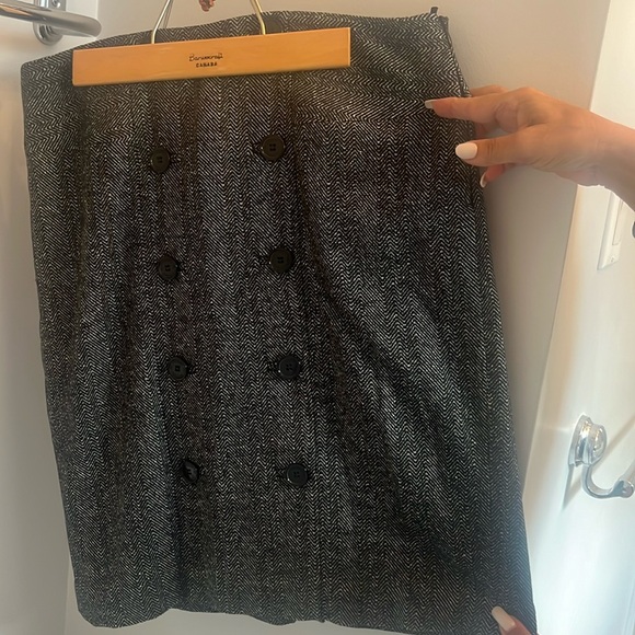 Anne Klein herringbone stretch knit skirt - Picture 1 of 3